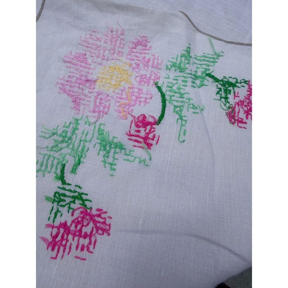 Vintage Hand Embroidered Floral Tablecloth Cottagecore Farmhouse Pink Green Line